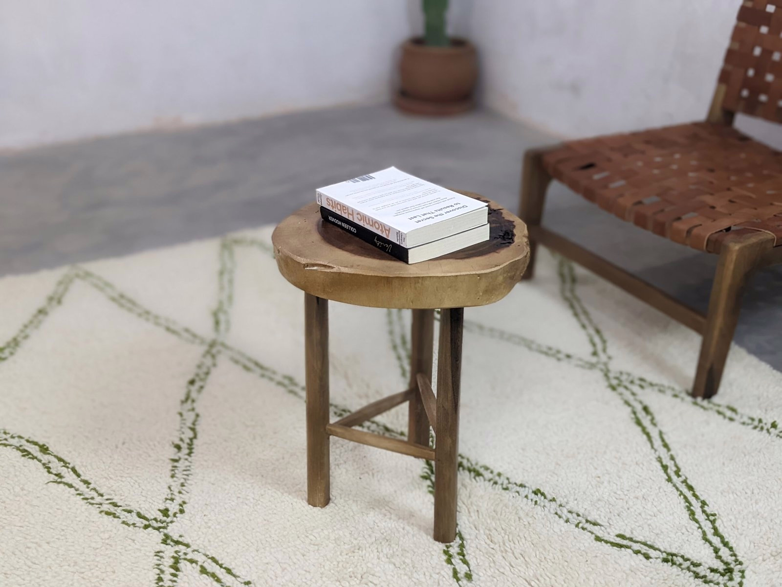 Table en bois de noyer Handwoven Piece
